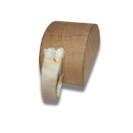 Rankų darbo natūralaus kaulo žiedas su dantimi - Image 2